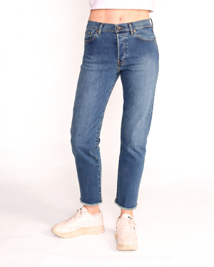 Camden | Medium Wash